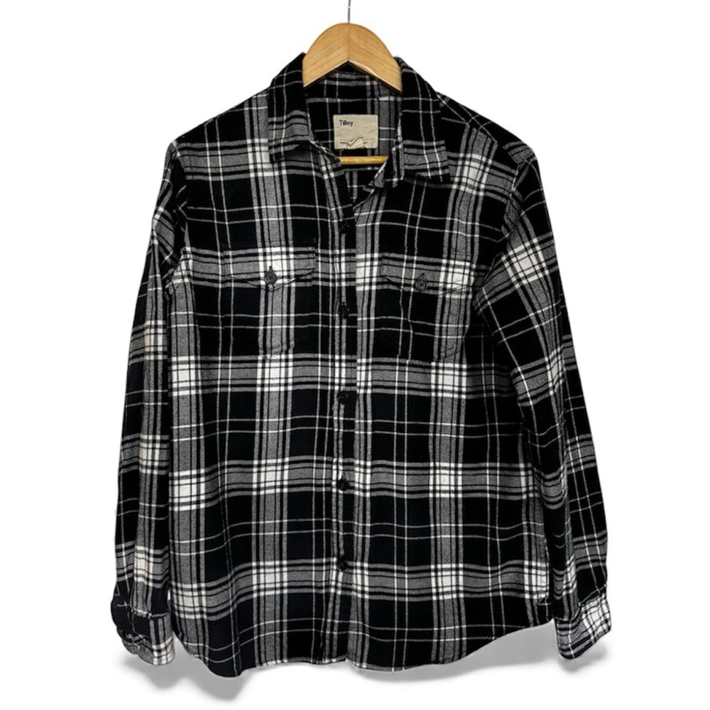 Tilley Black White Plaid Button Down Flannel Shirt Sz Medium Outdoors Cotton